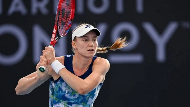 Елена Рыбакина Брисбен WTA 500 турнирінің жеңімпазы атанды