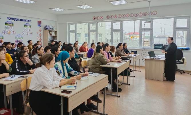 Атырау облысында білім саласында жүзеге асырылған үздік үш әлеуметтік жобасы туралы не білеміз? 