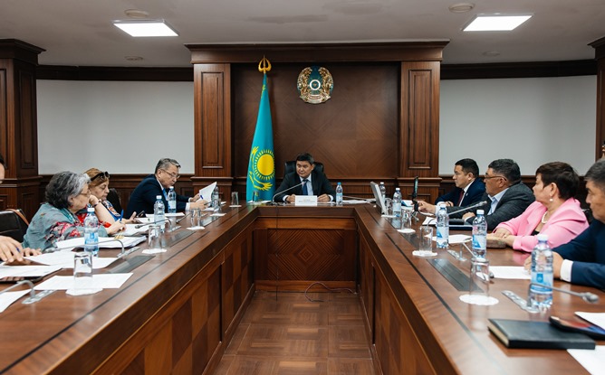 Атырау облысының экологиялық проблемаларын кешенді шешу жөніндегі Жол картасының орындалу барысы талқыланды