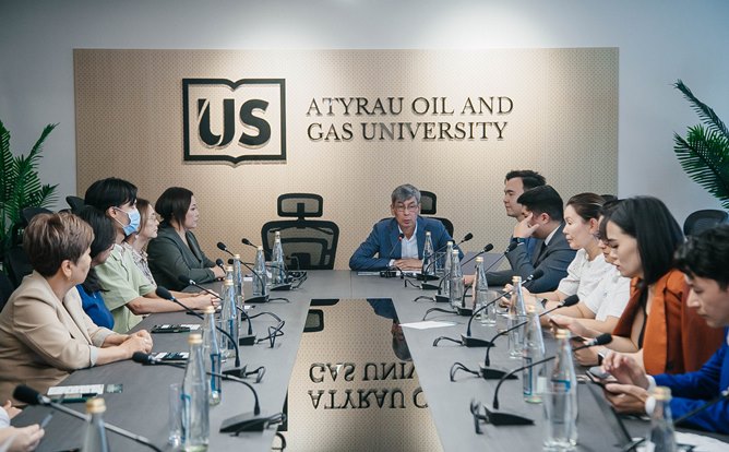 Атыраулық университетте заманауи технологиялар мен жасанды интеллектіге негізделген платформа іске қосылмақ