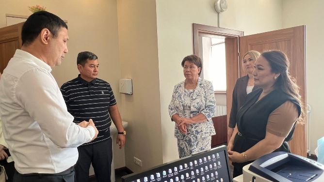 Мониторингтік топ Атыраудағы дағдарыс орталығындағы жағдайды бағалады