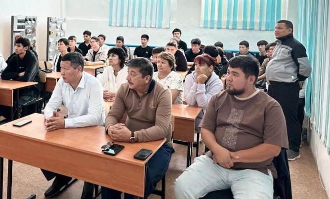 ЖҰМЫСШЫ МАМАНДАР МЕМЛЕКЕТ НАЗАРЫНДА