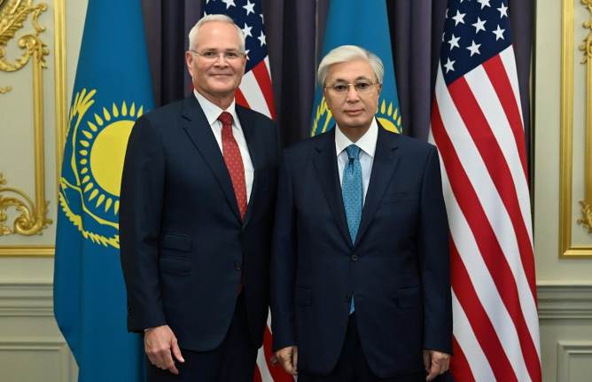 Президент ExxonMobil корпорациясының басшысын қабылдады
