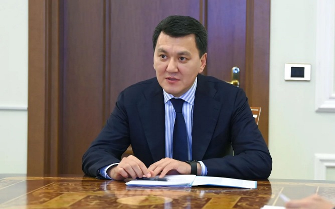 Мемлекеттік наградалар жүйесіне жаңадан 9 құрметті атақ қосылды — Қарин