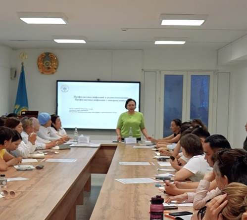 Атырауда медицина қызметкерлеріне арналған біліктілікті арттыру курсы өтуде