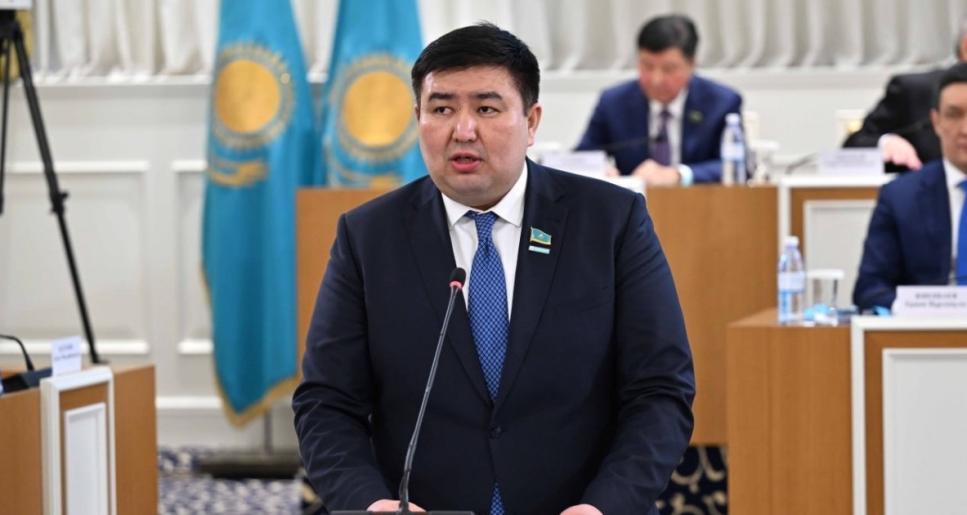 Қазақстандықтар жаңа Конституция ережелерінің 98%-ын қолдайды – Елнұр Бейсенбаев Елнұр Бейсенбаев: Жаңа Конституция – Қазақстанның дамуының айғағы