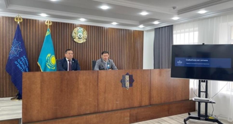 АТЫРАУ: Отан қорғаушылар күні және Ұлы Жеңістің 80 жылдығына орай салтанатты шара өтті
