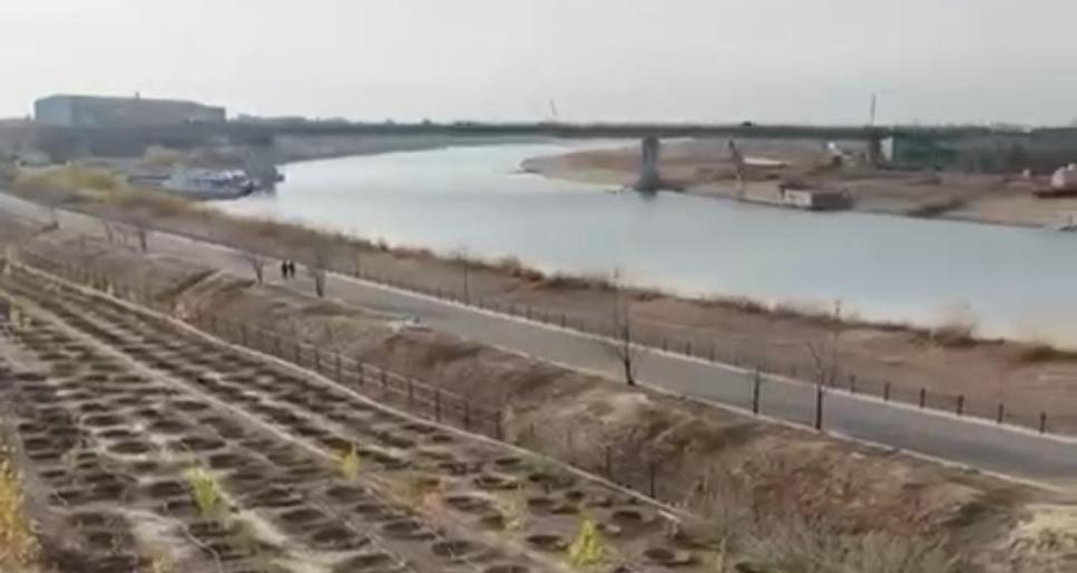 «Балықшы» саябағында көгалдандыру жұмыстары жалғасуда