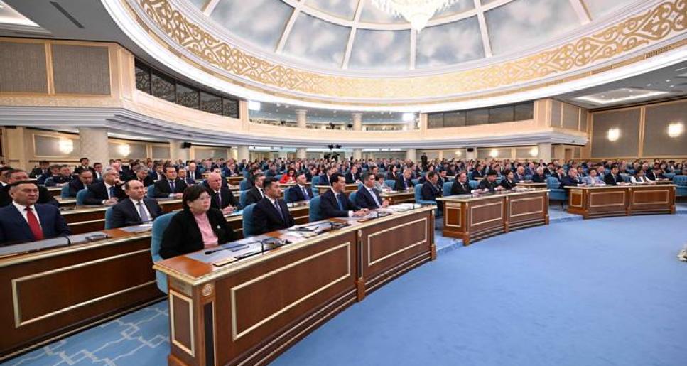 ЭКОНОМИКАНЫ ӘРТАРАПТАНДЫРУҒА ЖОЛ АШАДЫ
