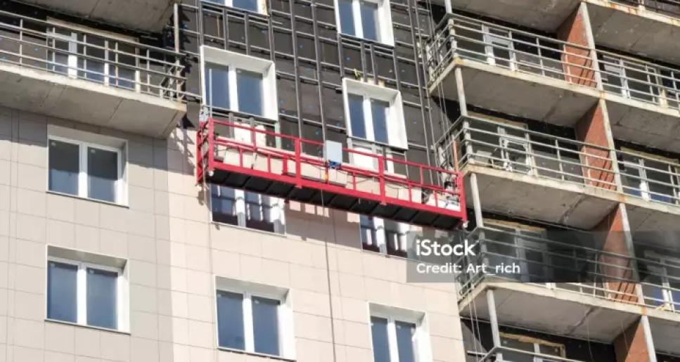 Атырауда көпқабатты үйлердің қасбеттері мен шатырларын жөндеу тәртібі жаңартылады