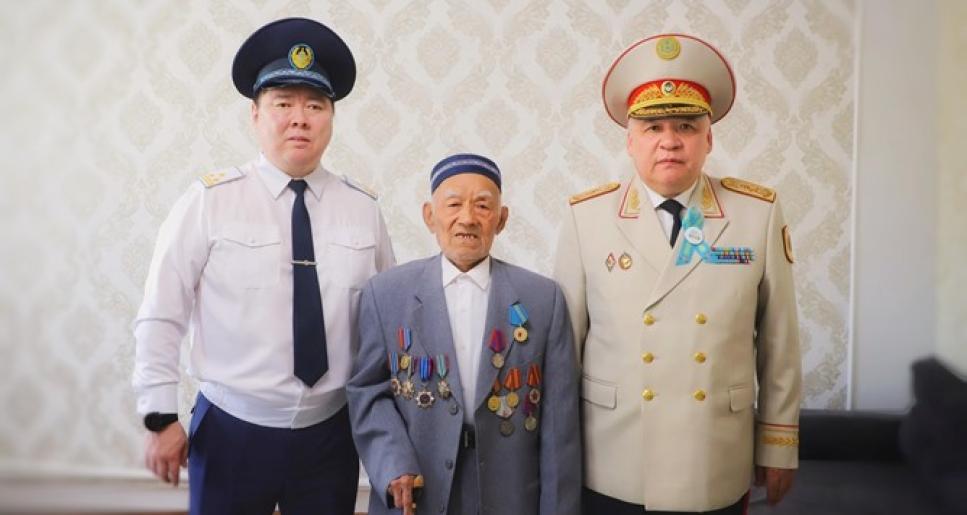 Атыраулық тыл ардагеріне Президент марапаты табысталды