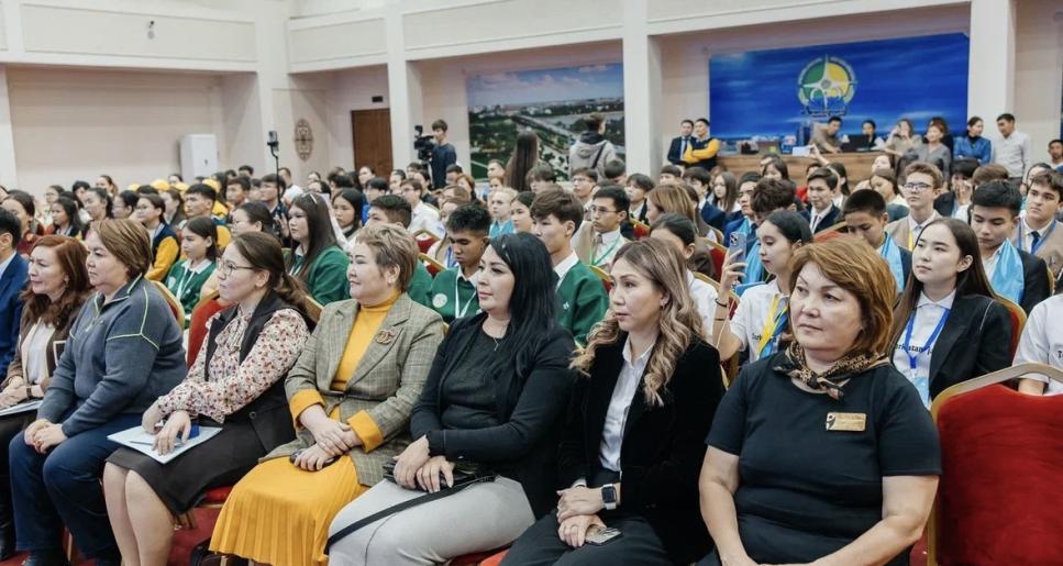Атырауда жас көшбасшылар форумы басталды
